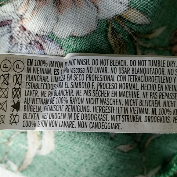 Forever 21 Floral Dress - Picture 5 of 5